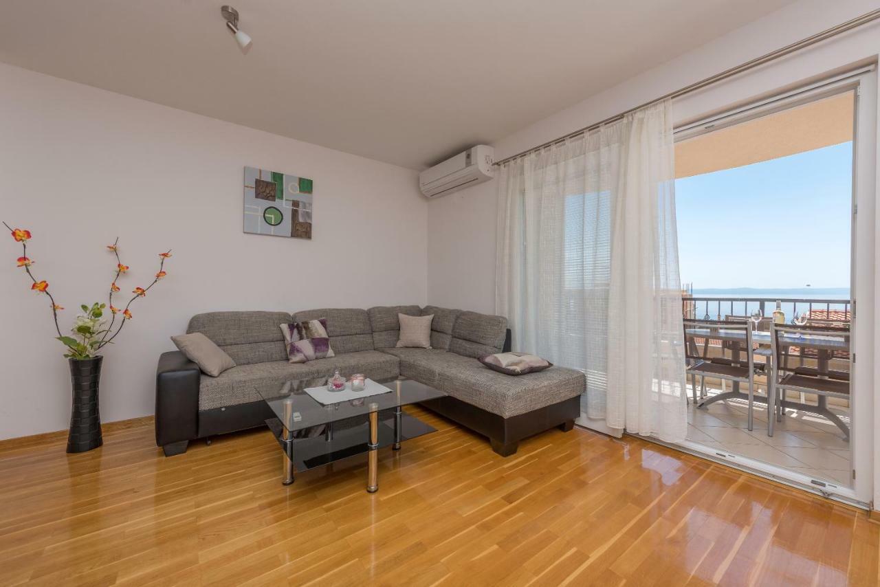 Apartments Naja Макарська Екстер'єр фото